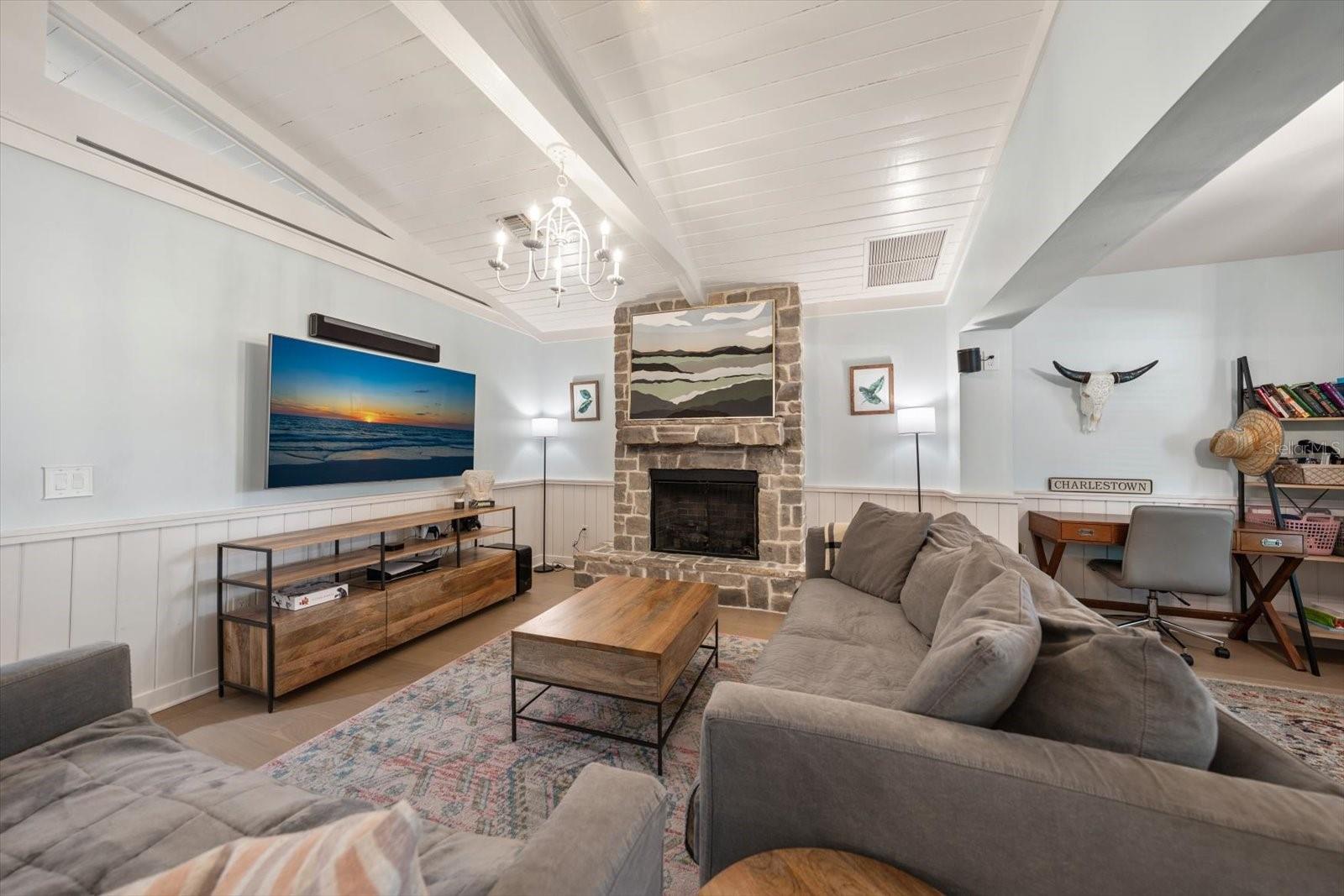 Image 5 of 50 For 500 Ponce De Leon Boulevard