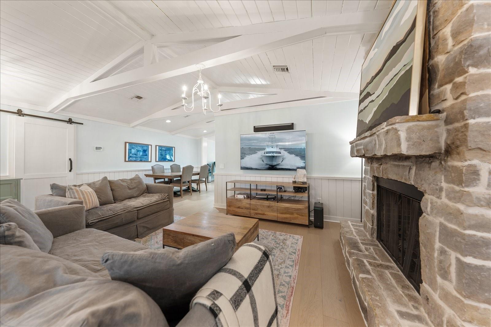 Image 7 of 50 For 500 Ponce De Leon Boulevard