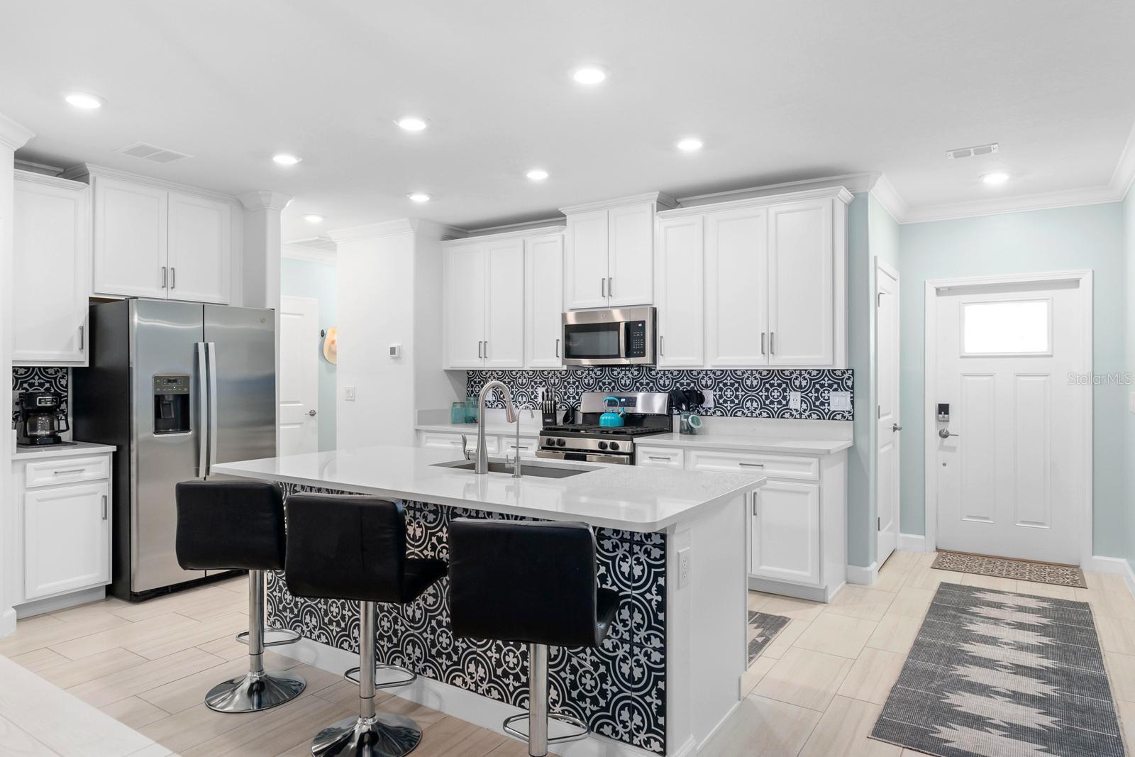 Image 10 of 38 For 17538 Holly Well Avenue