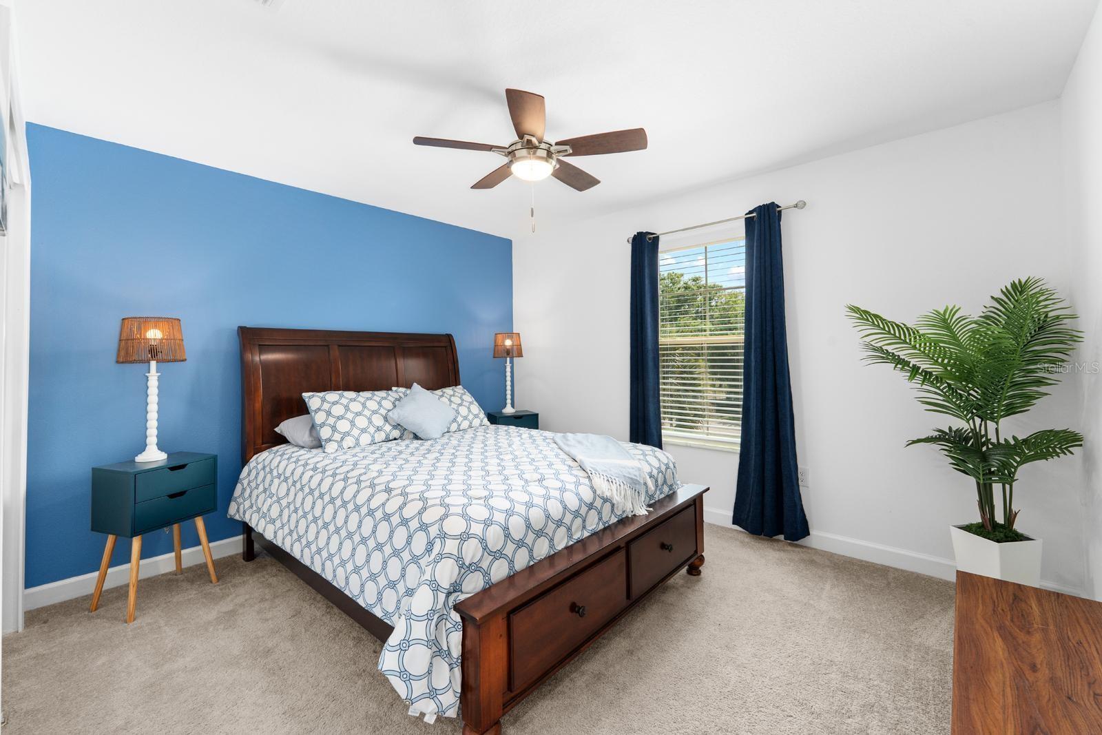 Image 19 of 38 For 17538 Holly Well Avenue