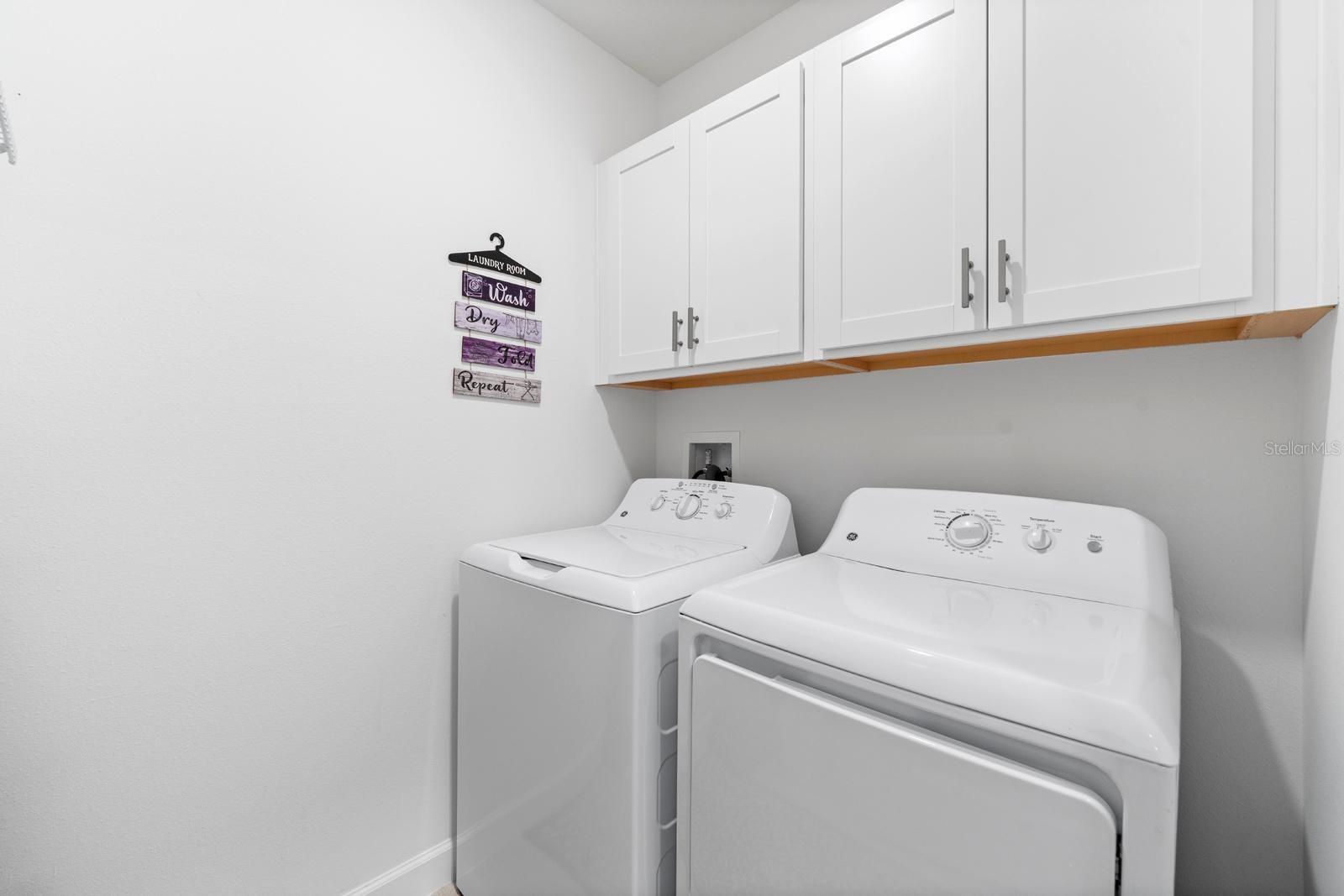 Image 21 of 38 For 17538 Holly Well Avenue