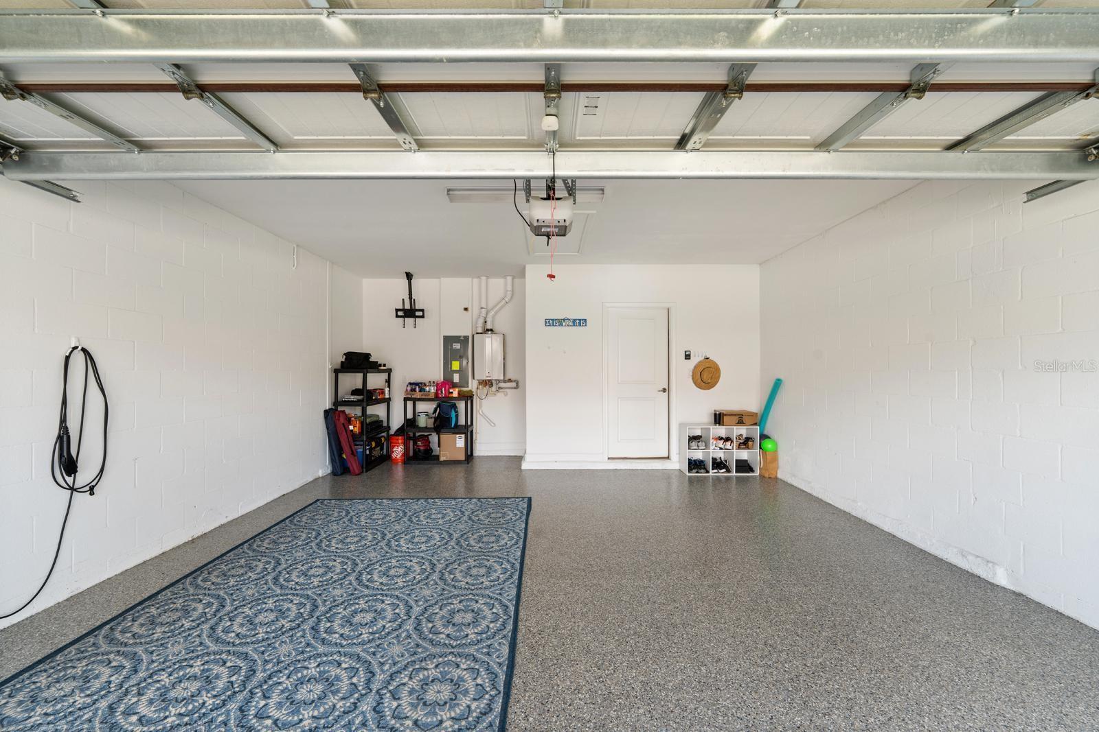 Image 25 of 38 For 17538 Holly Well Avenue