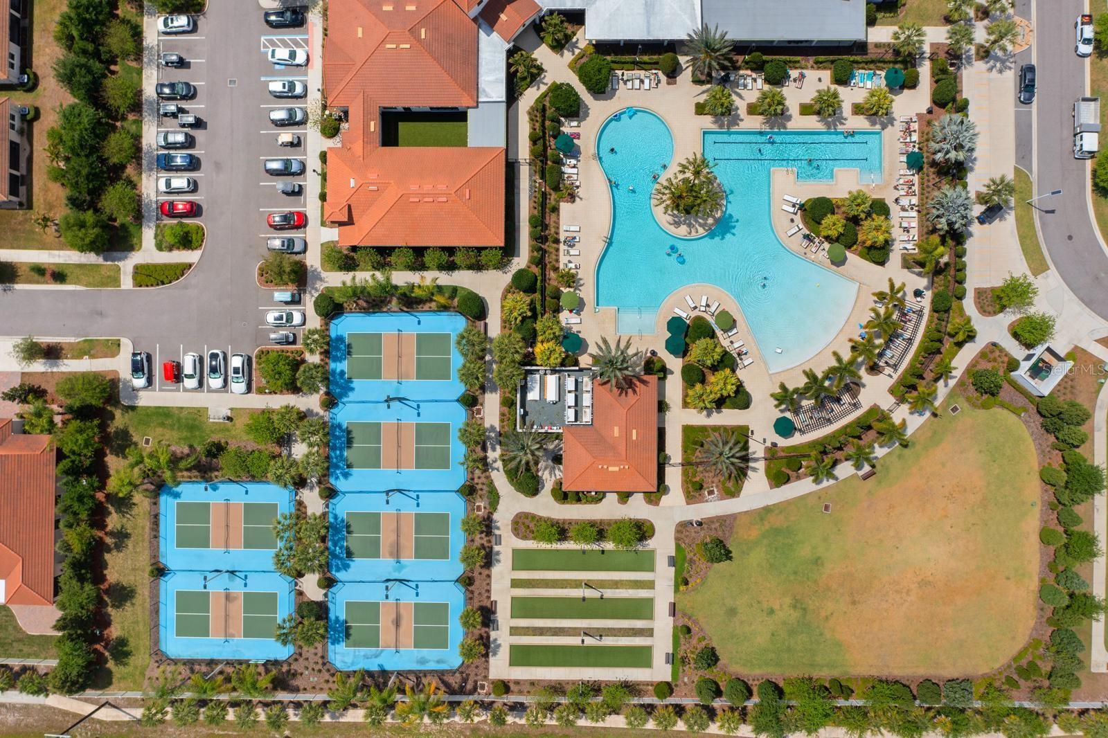 Image 32 of 38 For 17538 Holly Well Avenue