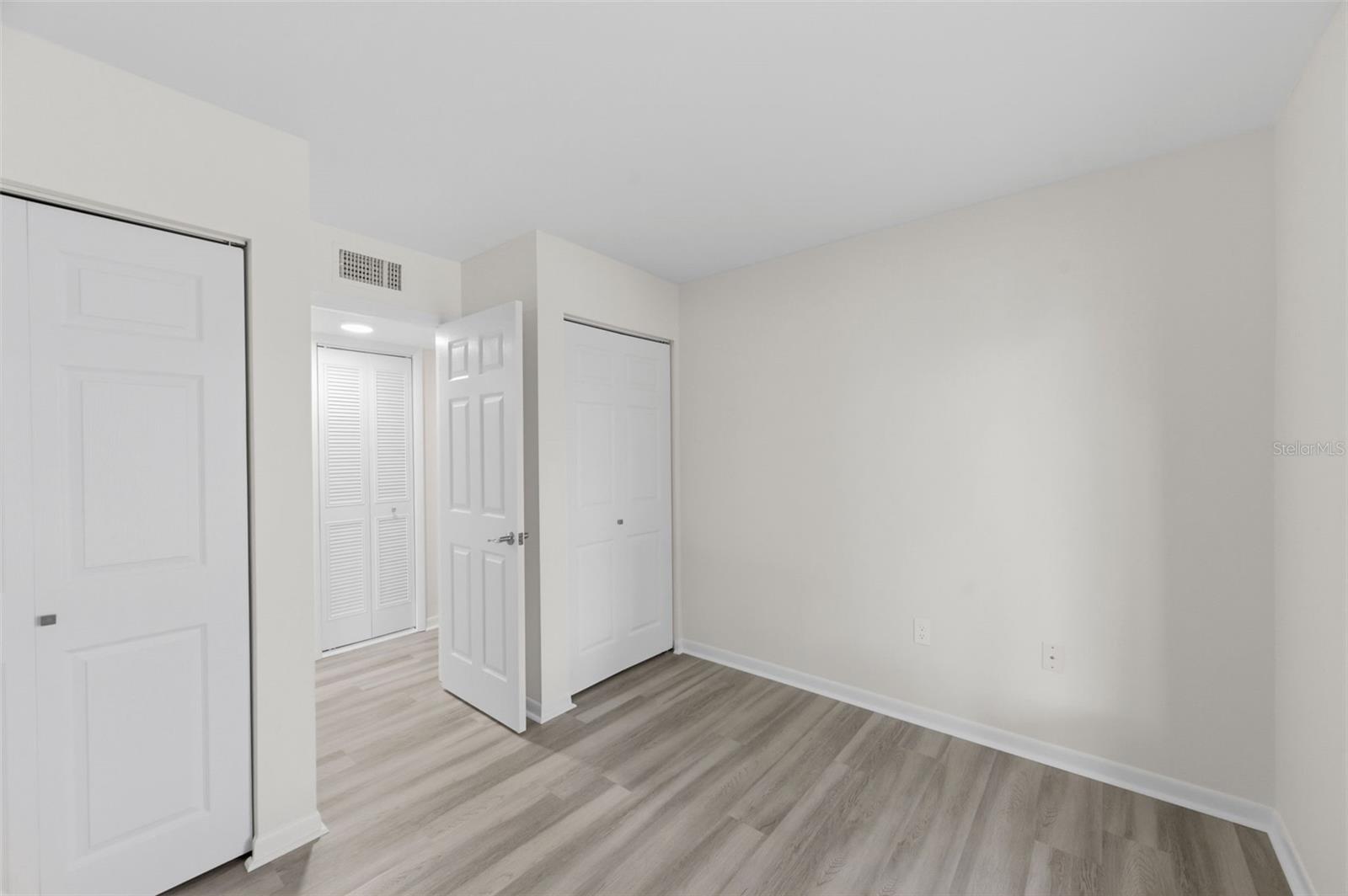 Image 33 of 63 For 1135 Pine Ridge Circle W A2