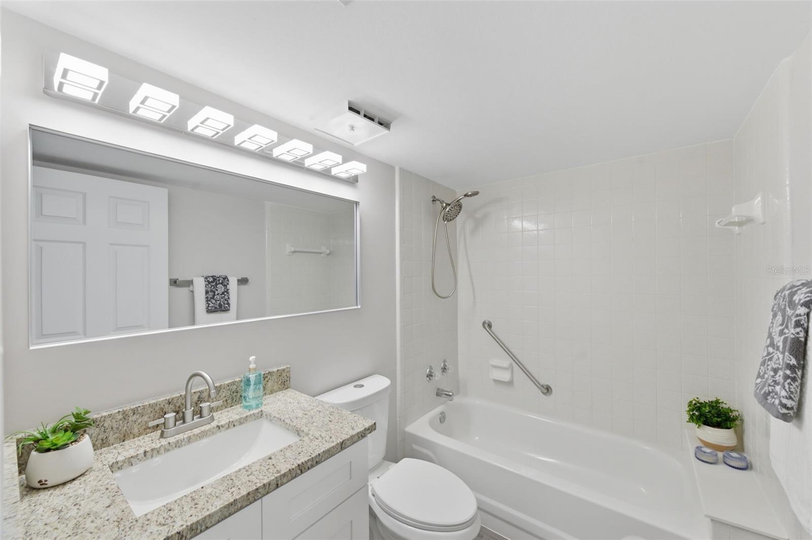 Image 35 of 63 For 1135 Pine Ridge Circle W A2