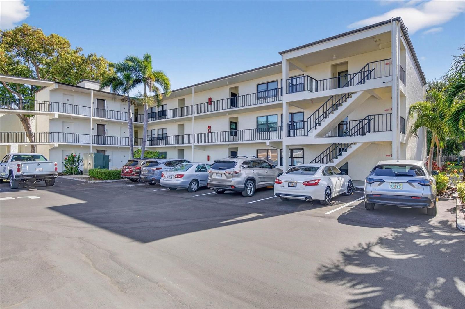 Image 2 of 44 For 14130 Rosemary Lane 4105