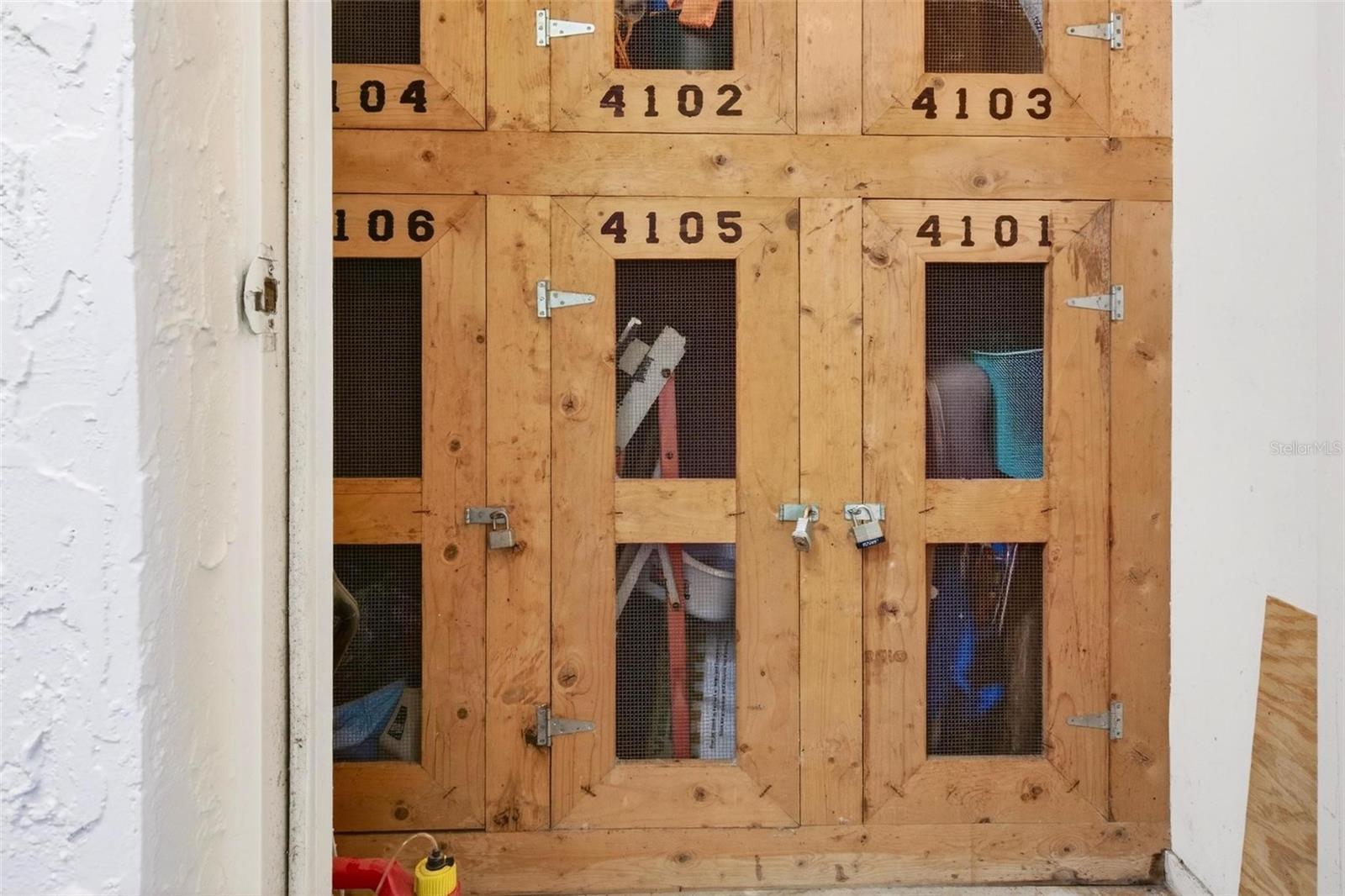 Image 36 of 44 For 14130 Rosemary Lane 4105