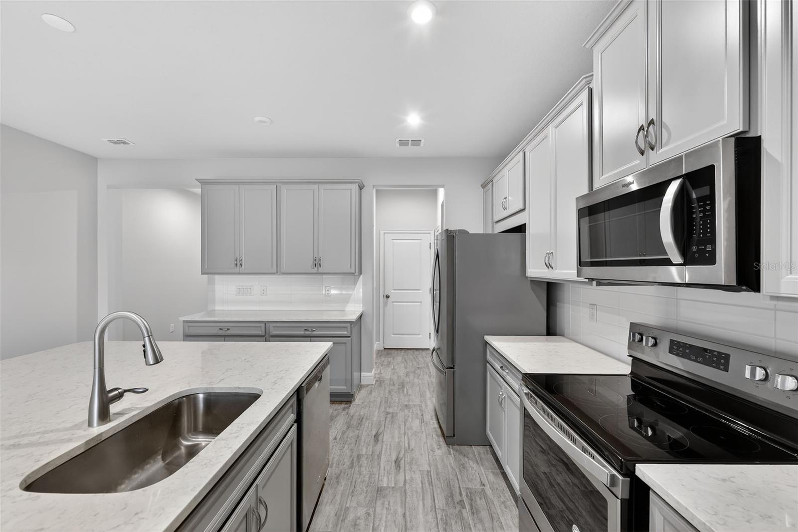 Image 6 of 32 For 6050 Grand Sonata Avenue