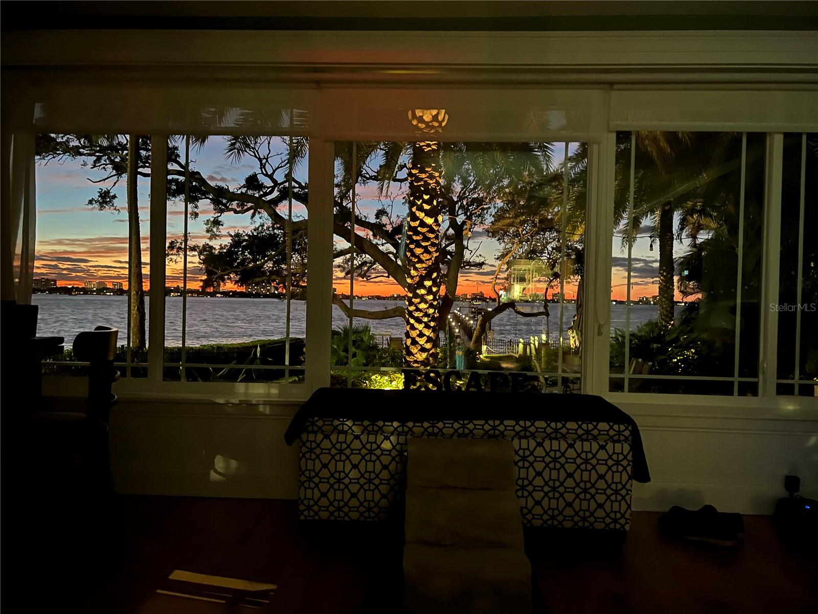 Listing photo id 26 for 202 Fairmont Street