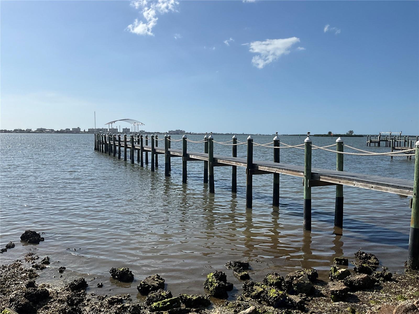 Listing photo id 35 for 202 Fairmont Street