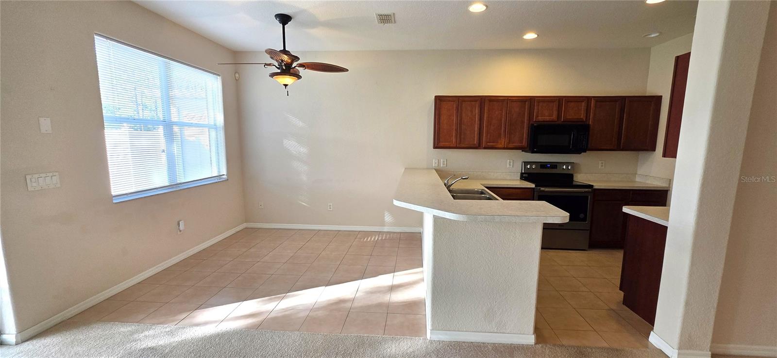 Image 20 of 62 For 10906 Tree Cactus Loop