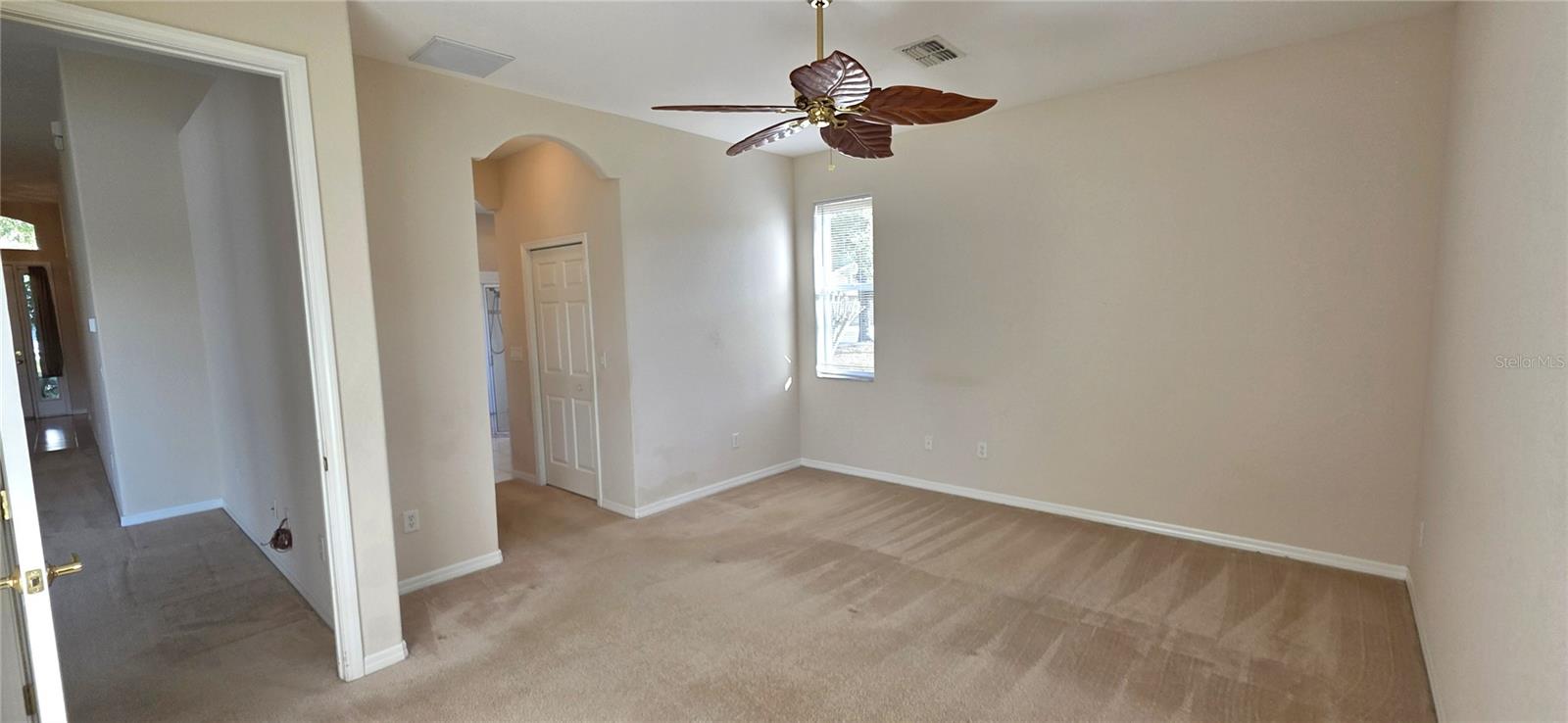 Image 27 of 62 For 10906 Tree Cactus Loop