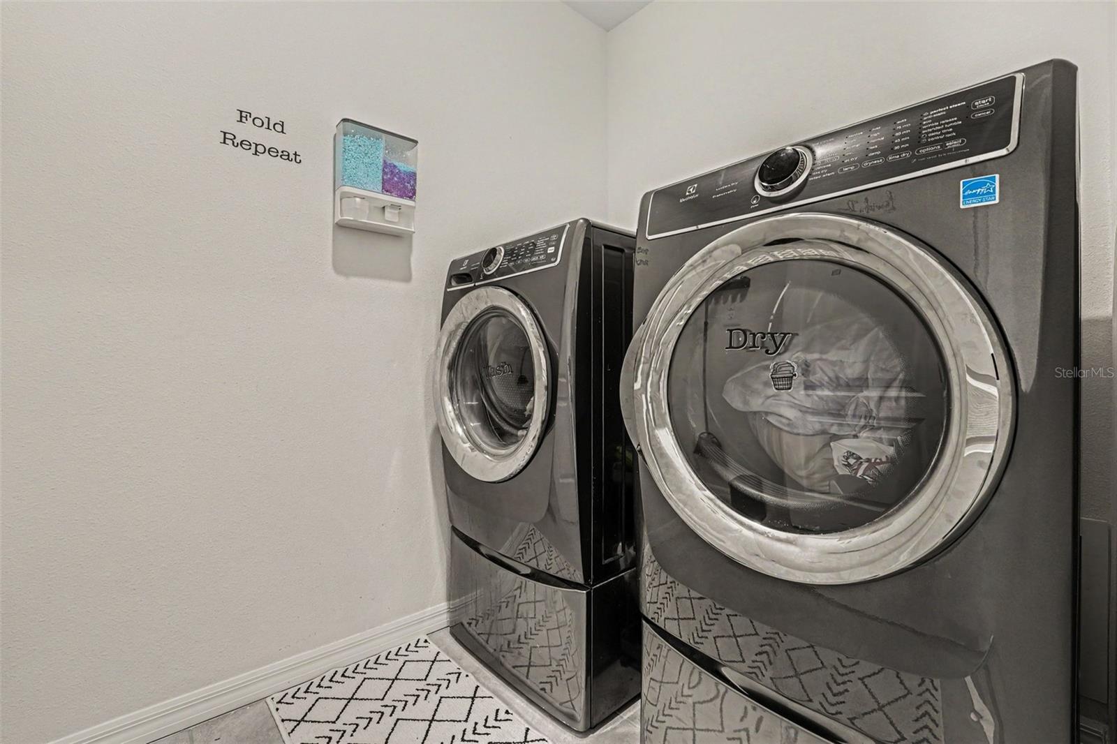 Image 26 of 30 For 502 Autumn Stream Drive