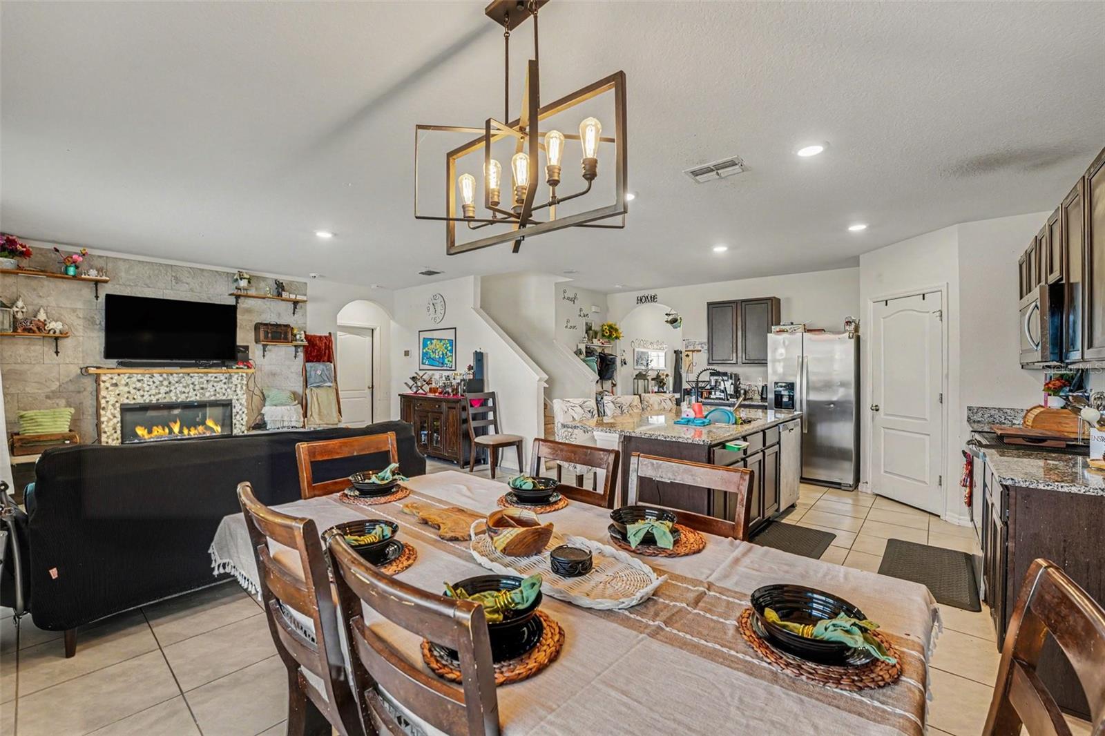 Image 4 of 30 For 502 Autumn Stream Drive