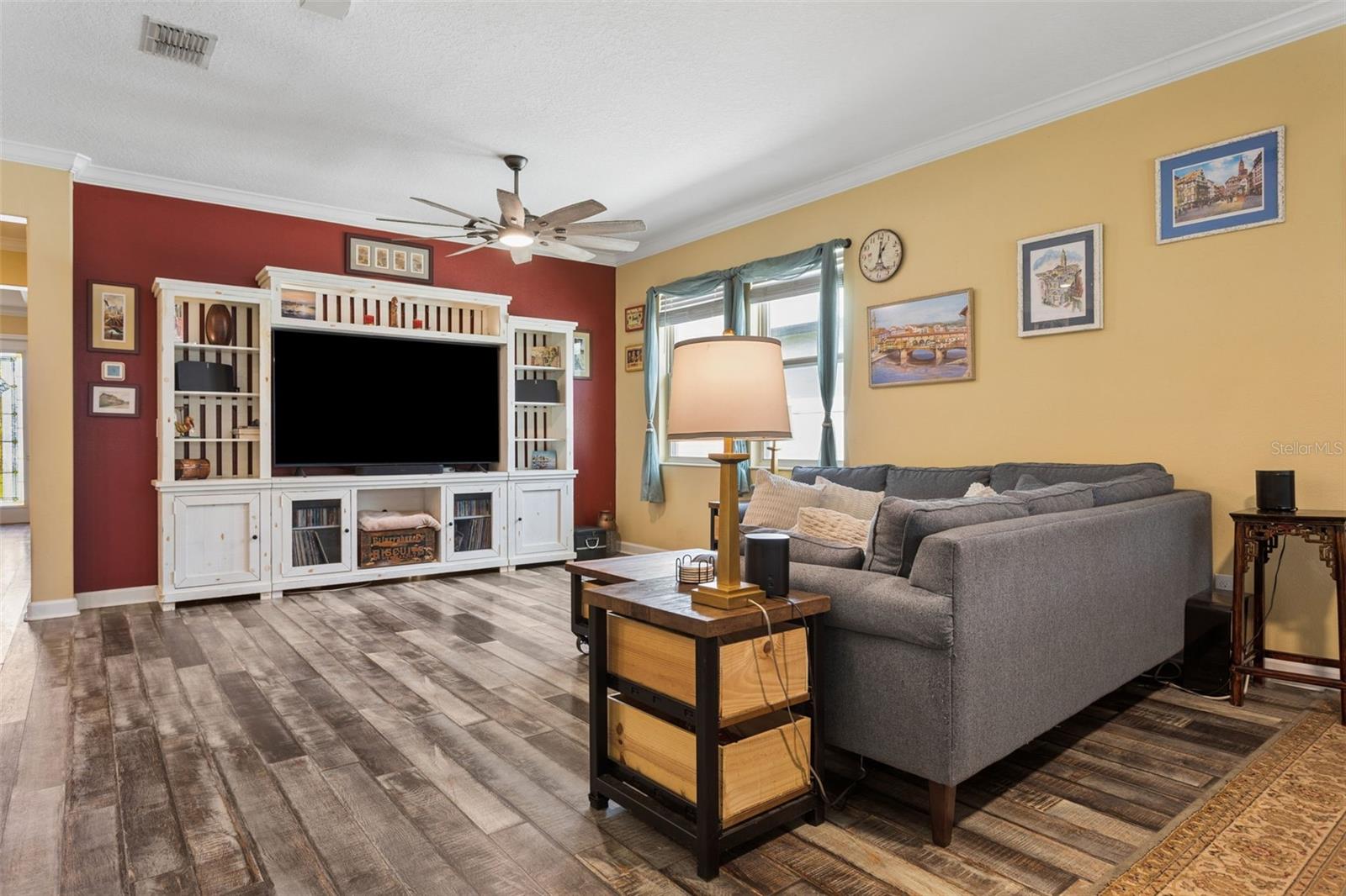 Image 5 of 38 For 21922 Crest Meadow Drive