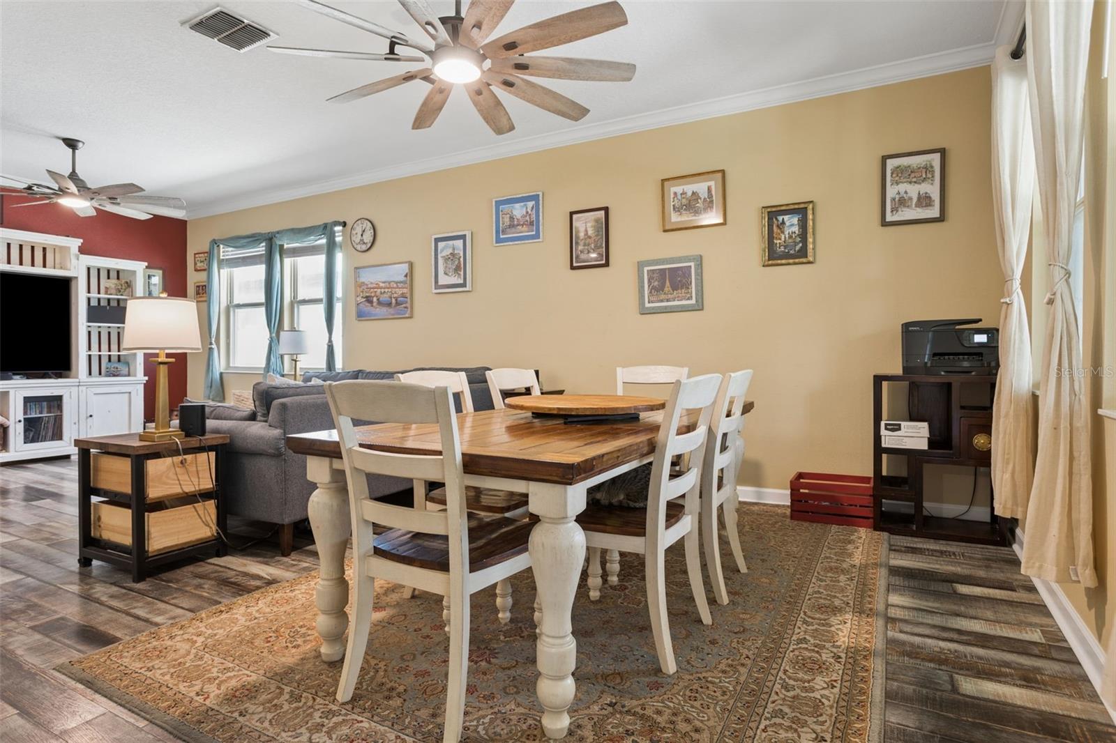 Image 8 of 38 For 21922 Crest Meadow Drive