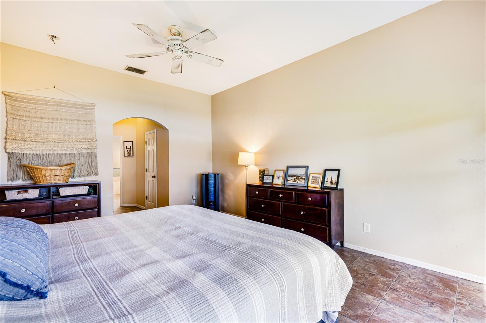 Image 15 of 34 For 13451 Hampton Park Court