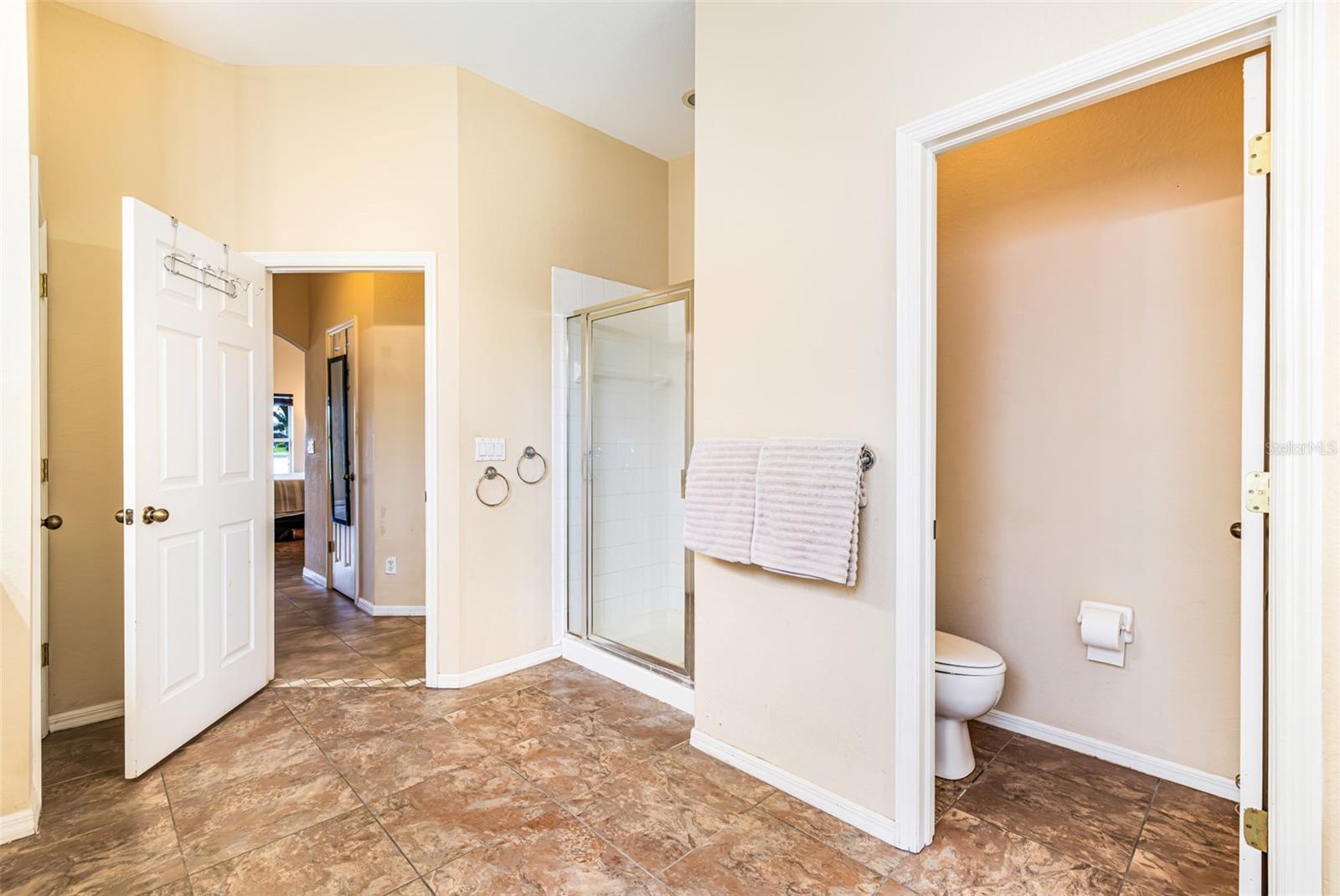 Image 20 of 34 For 13451 Hampton Park Court