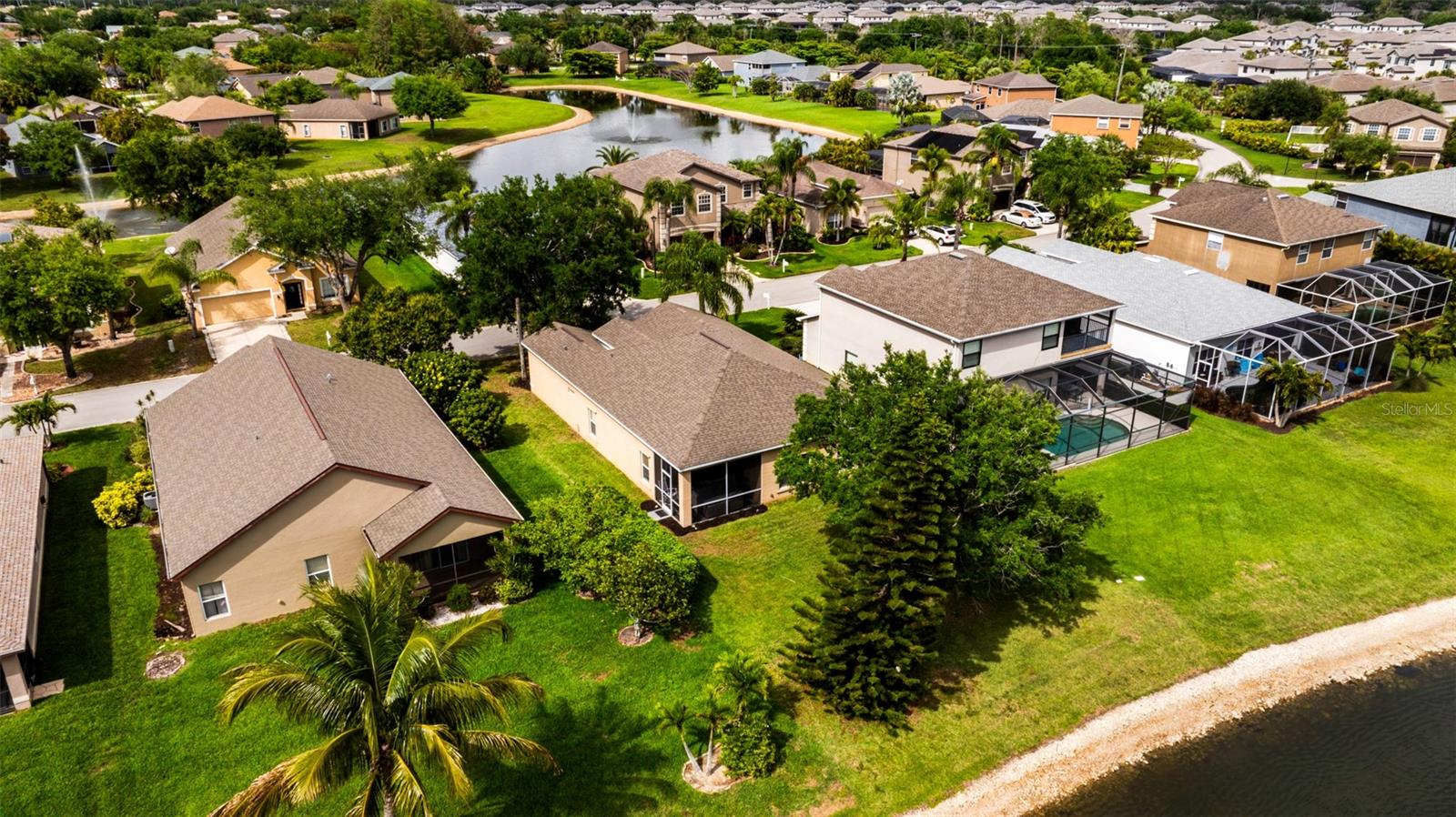 Image 32 of 34 For 13451 Hampton Park Court