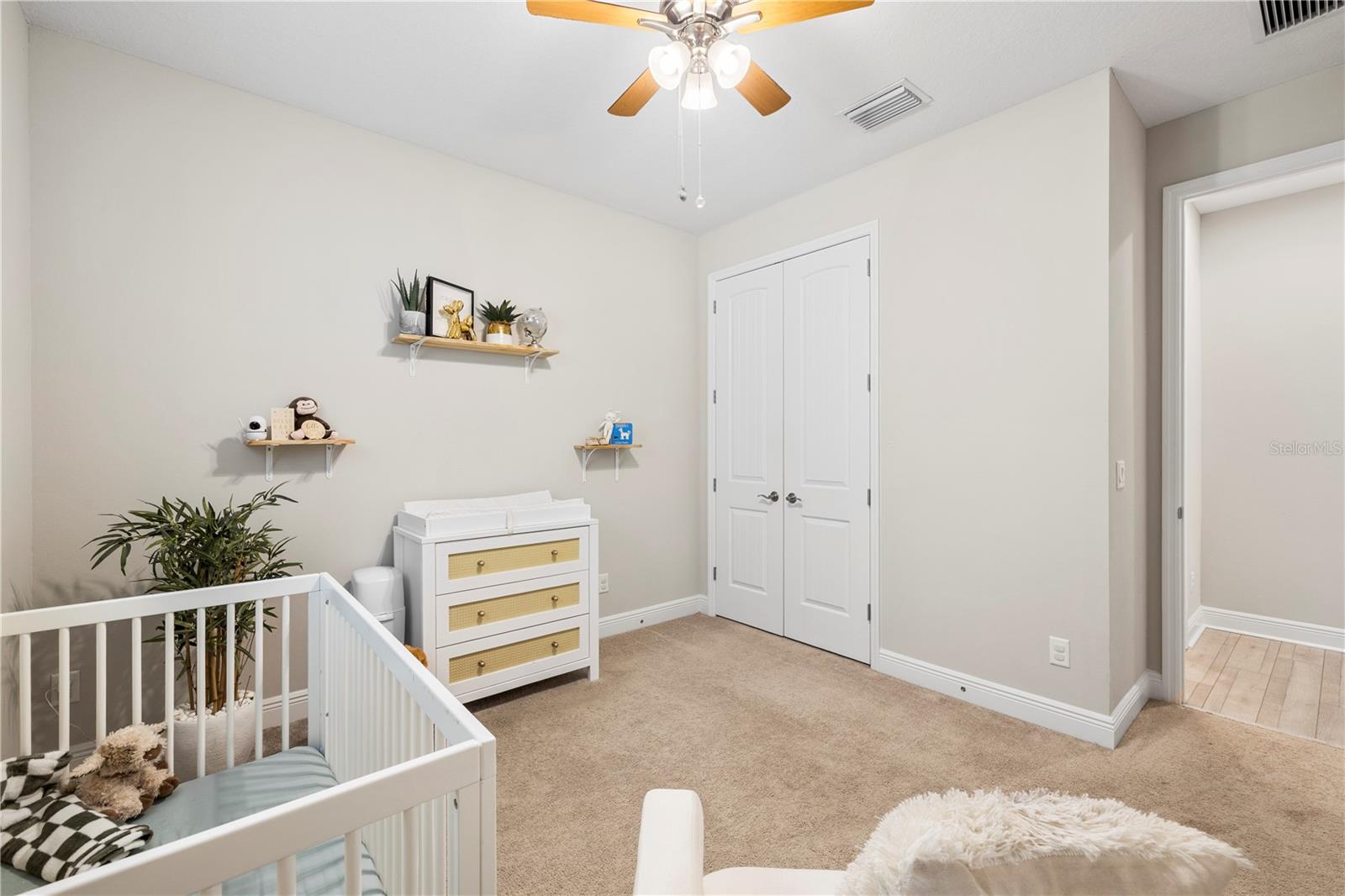 Listing photo id 15 for 4374 Tuner Bend