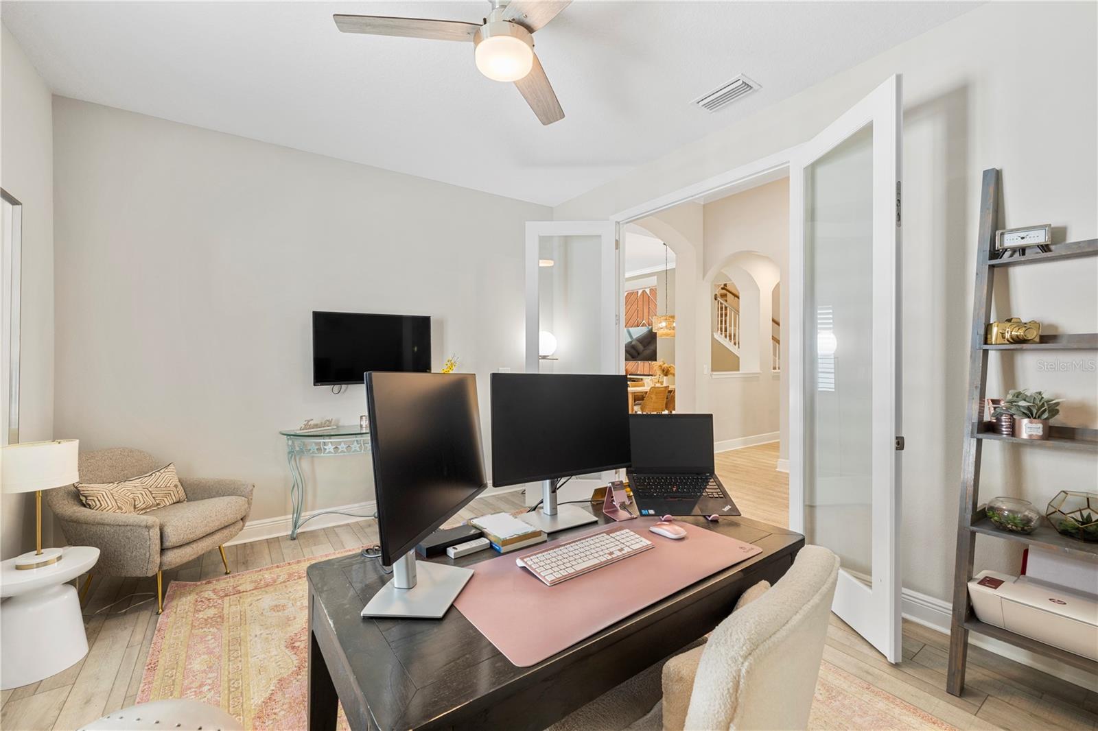 Listing photo id 26 for 4374 Tuner Bend