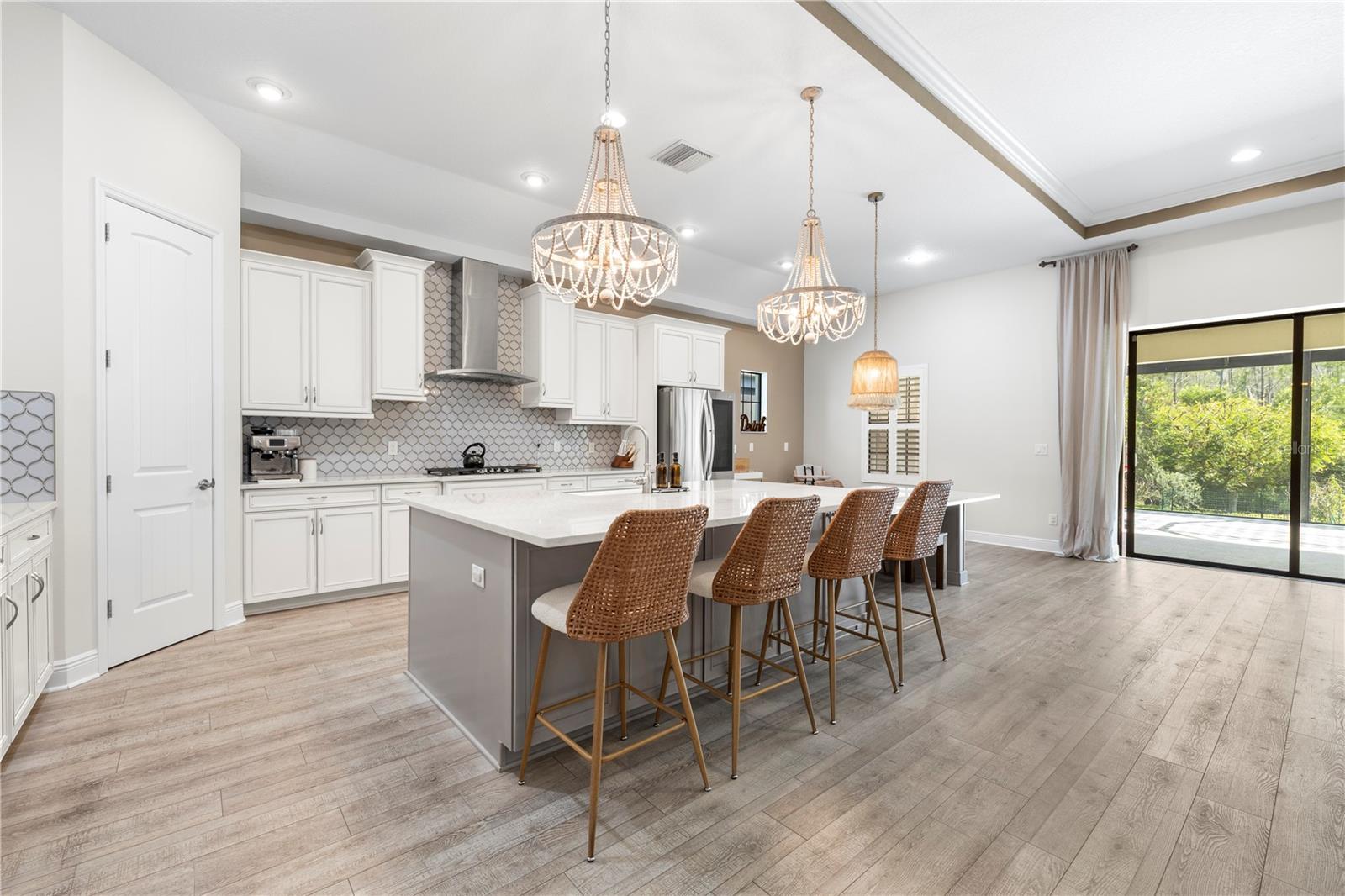 Listing photo id 44 for 4374 Tuner Bend