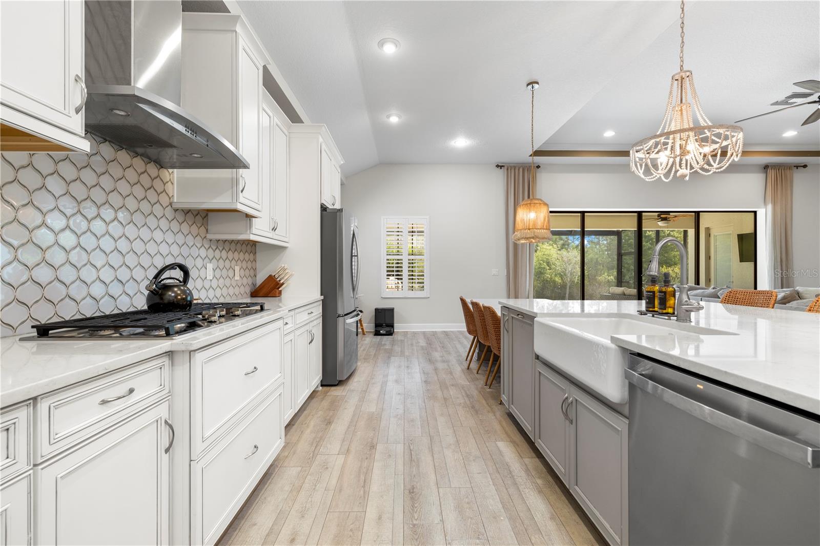 Listing photo id 51 for 4374 Tuner Bend