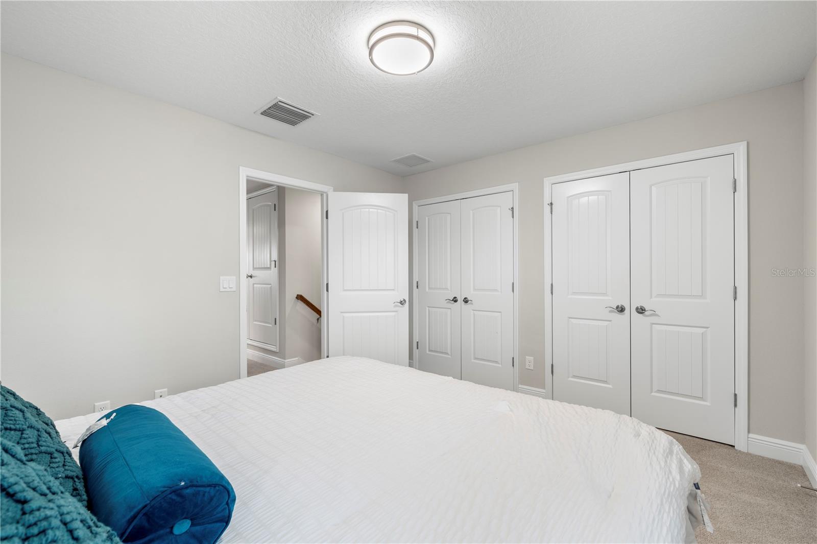 Listing photo id 56 for 4374 Tuner Bend