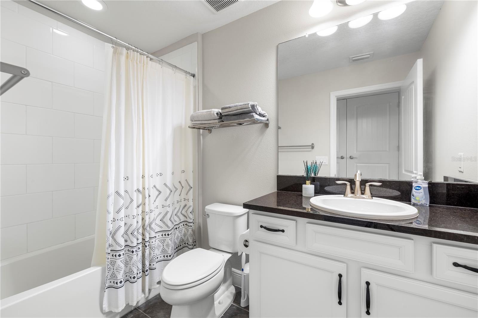 Listing photo id 57 for 4374 Tuner Bend