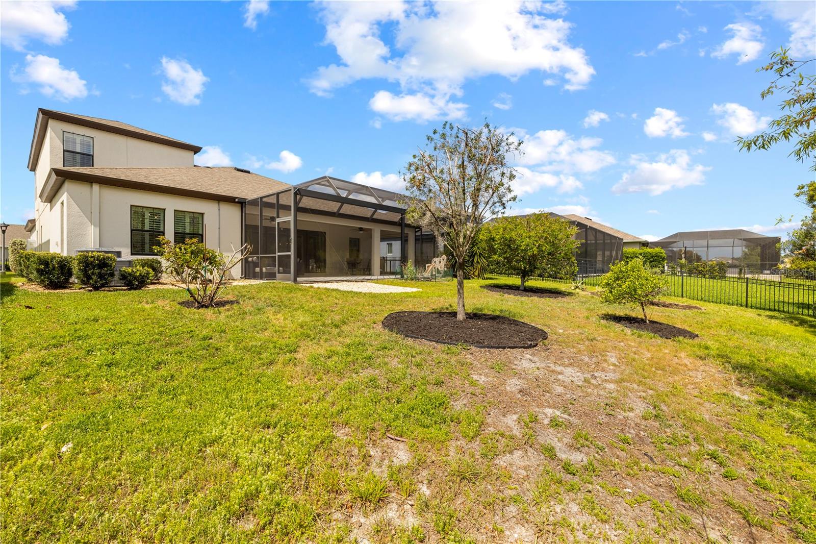 Listing photo id 75 for 4374 Tuner Bend