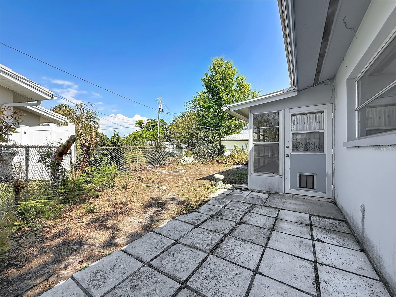 Image 27 of 30 For 2028 Imperial Way