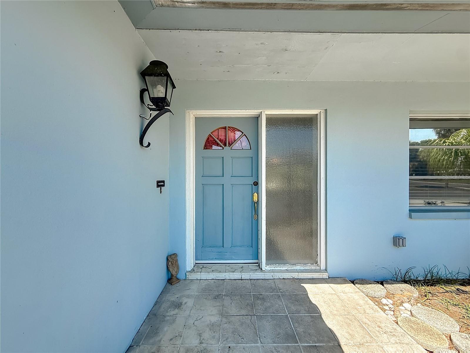 Image 3 of 30 For 2028 Imperial Way