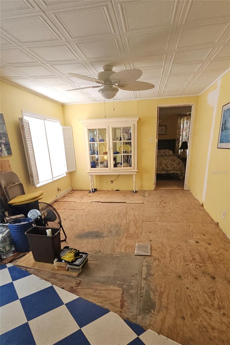 Image 27 of 89 For 13144 Coxswain Court