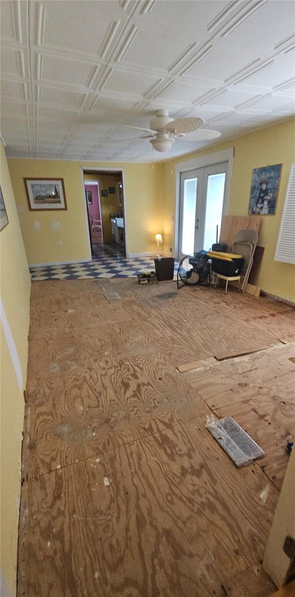 Image 28 of 89 For 13144 Coxswain Court