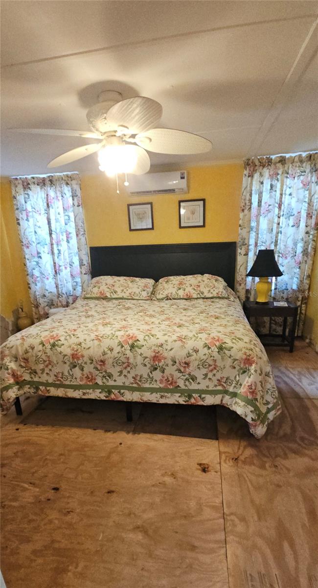 Image 29 of 89 For 13144 Coxswain Court