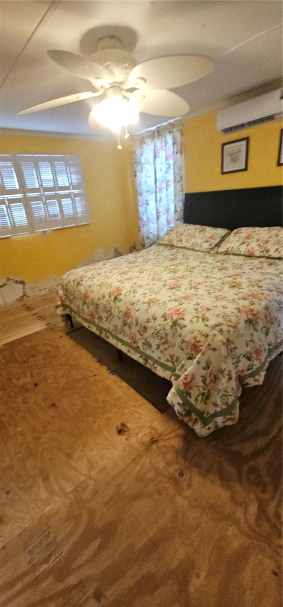 Image 30 of 89 For 13144 Coxswain Court