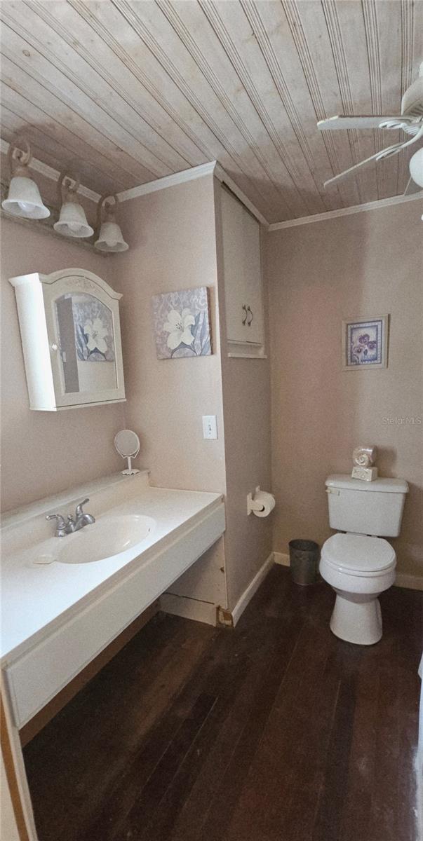 Image 36 of 89 For 13144 Coxswain Court