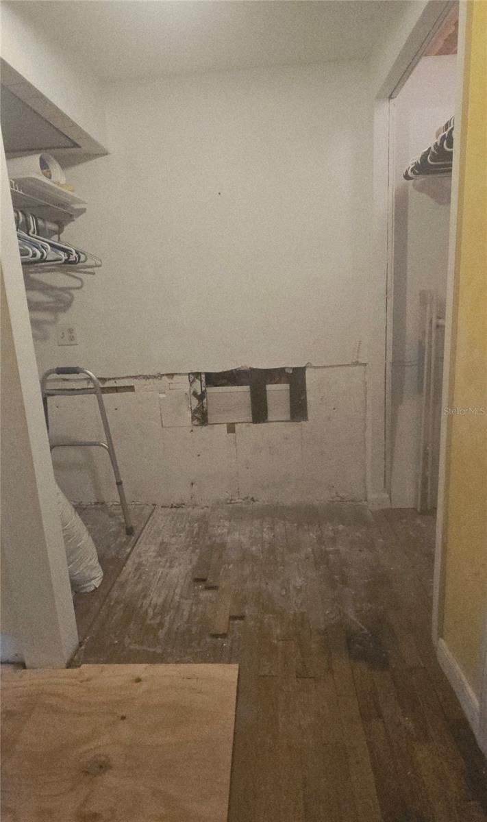 Image 37 of 89 For 13144 Coxswain Court