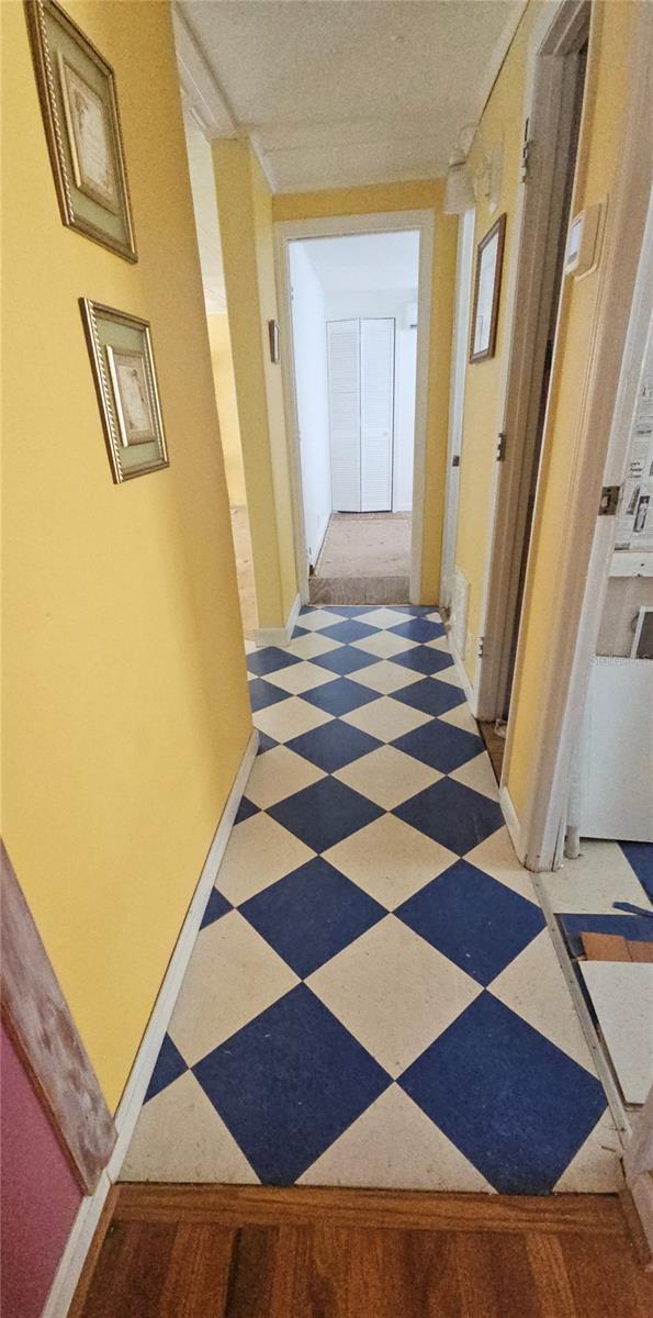 Image 44 of 89 For 13144 Coxswain Court