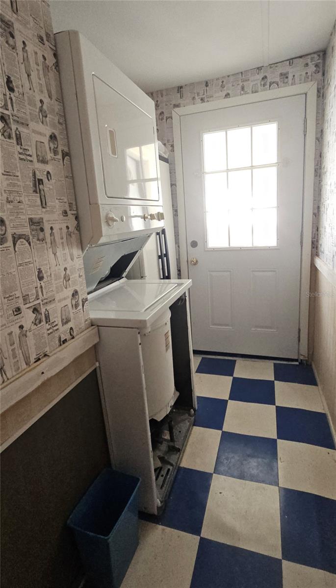 Image 54 of 89 For 13144 Coxswain Court