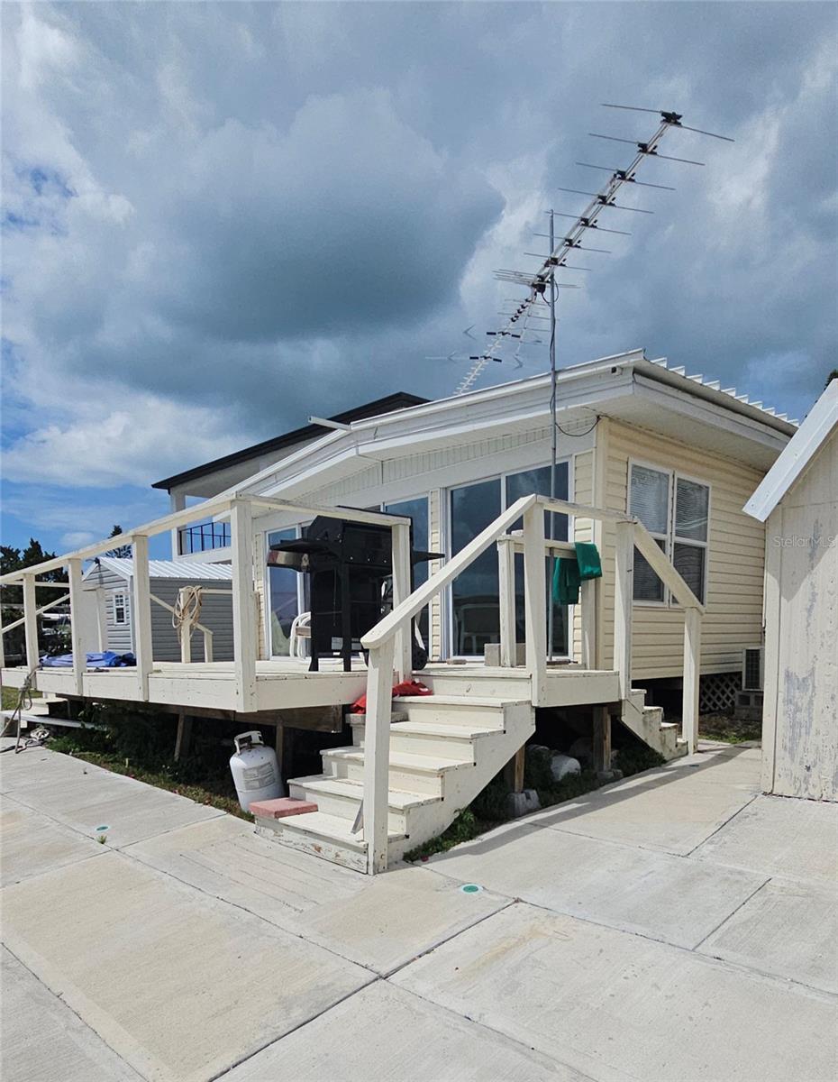 Image 7 of 89 For 13144 Coxswain Court