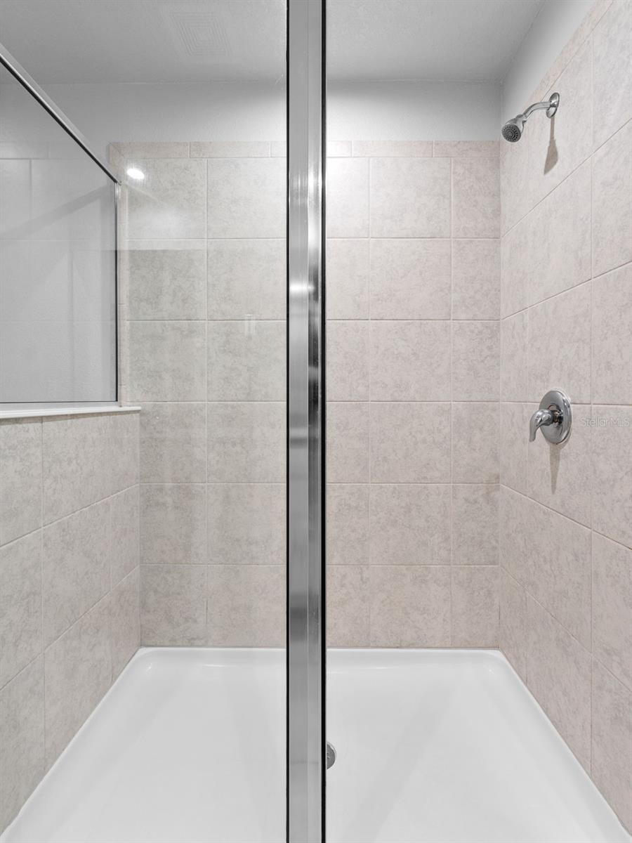 Image 12 of 30 For 5845 Grand Sonata