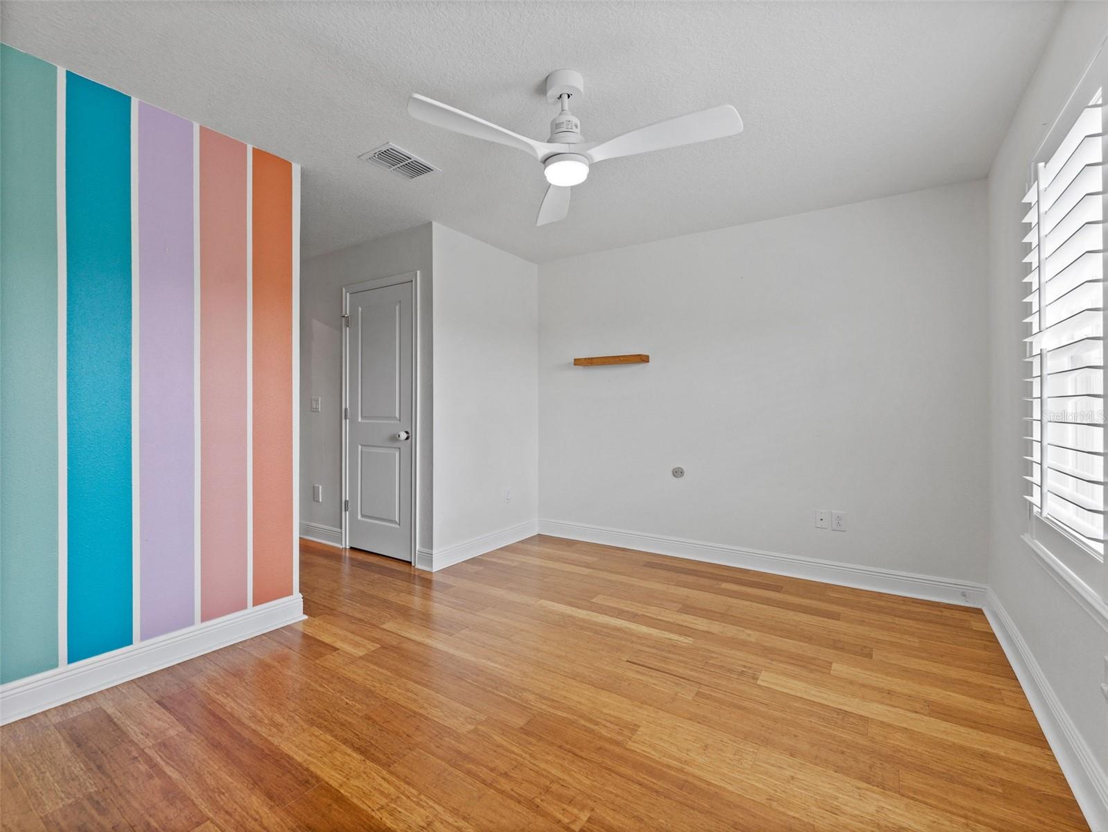 Image 20 of 30 For 5845 Grand Sonata