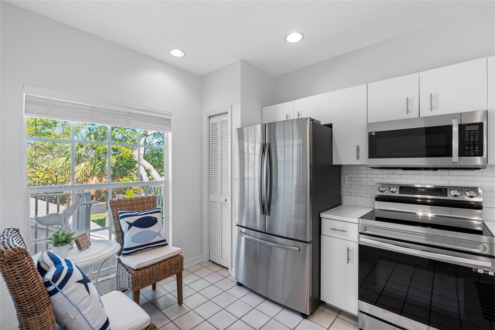 Image 11 of 75 For 11351 Shipwatch Lane 1841