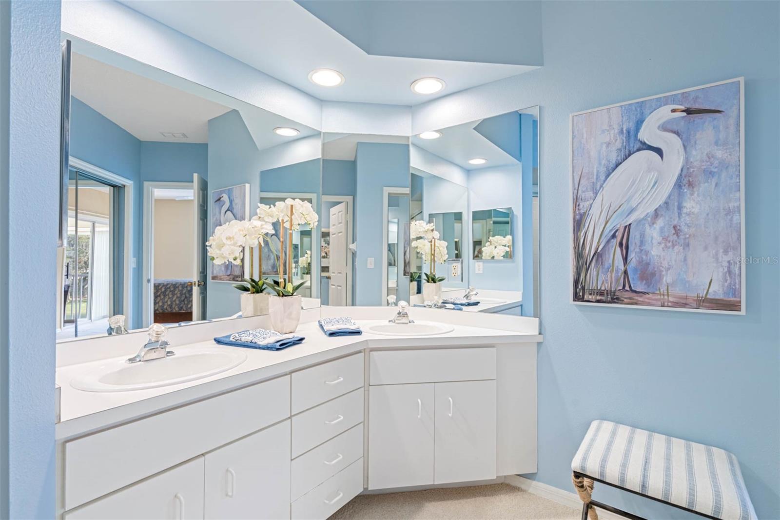 Image 35 of 75 For 11351 Shipwatch Lane 1841