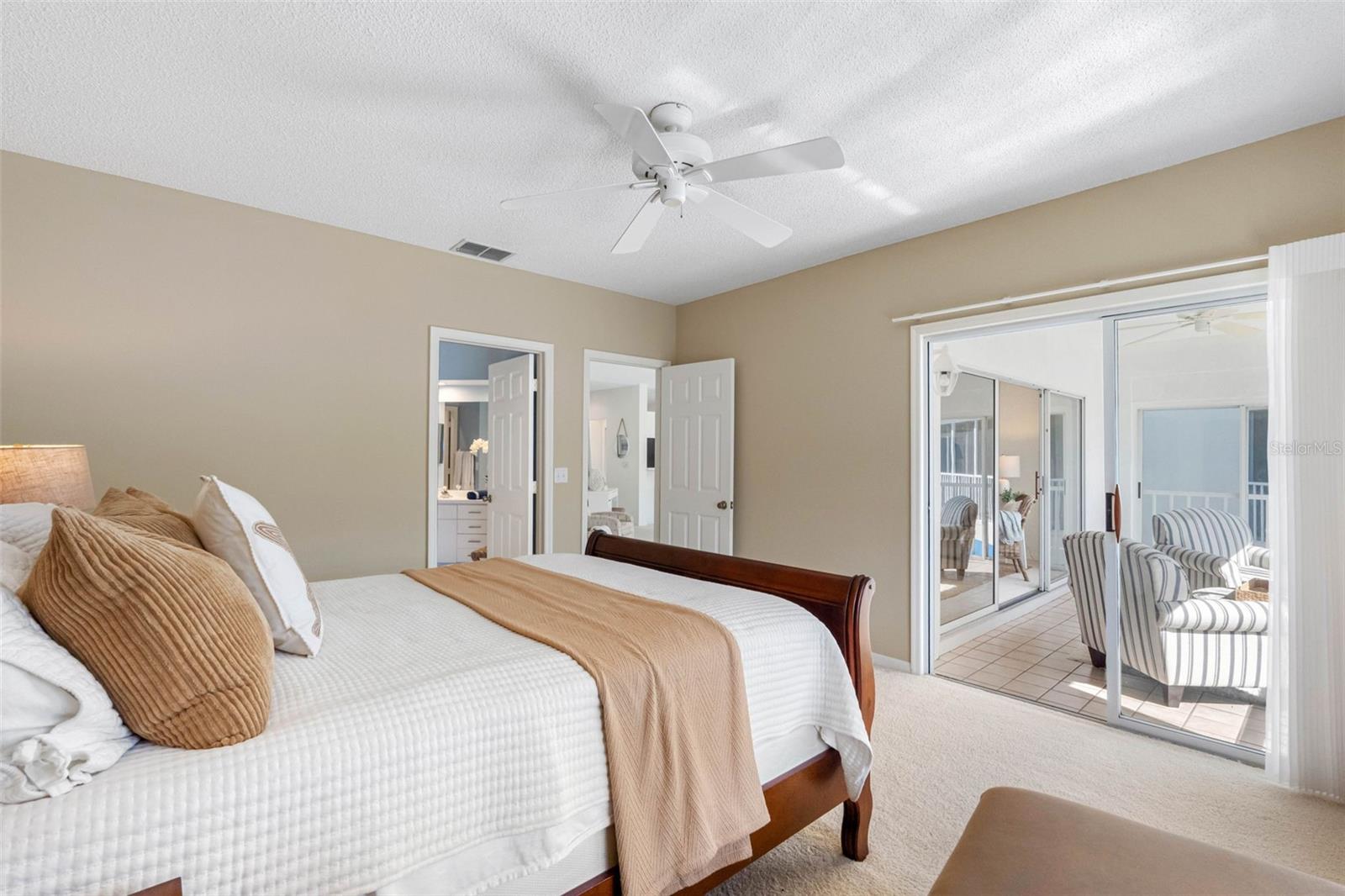 Image 37 of 75 For 11351 Shipwatch Lane 1841