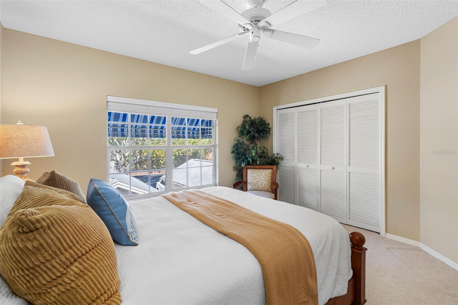 Image 42 of 75 For 11351 Shipwatch Lane 1841