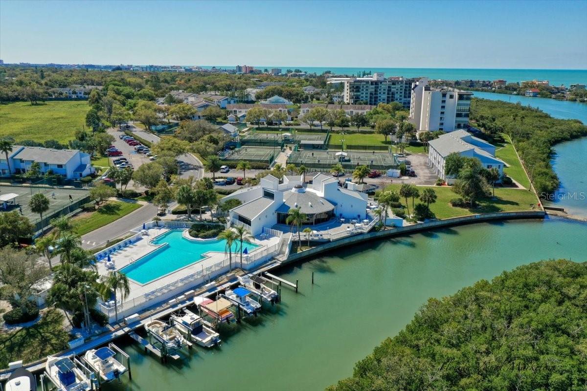 Image 60 of 75 For 11351 Shipwatch Lane 1841