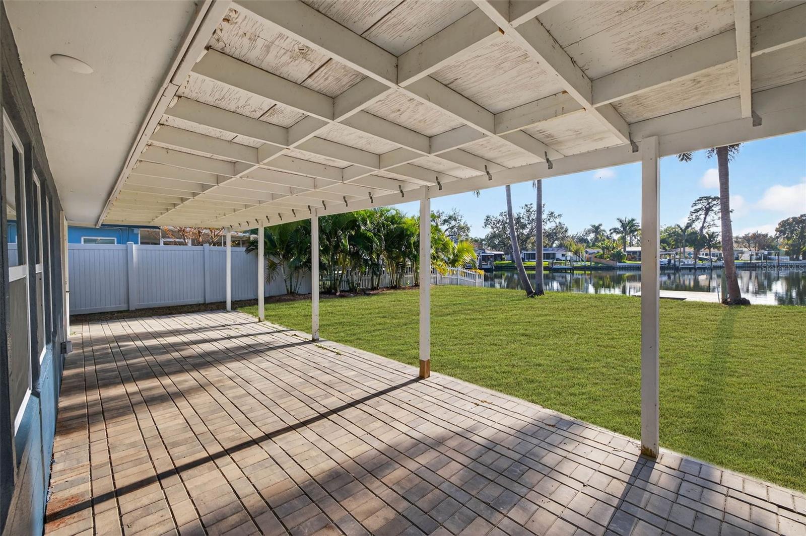 Image 28 of 38 For 4790 Venetian Boulevard Ne