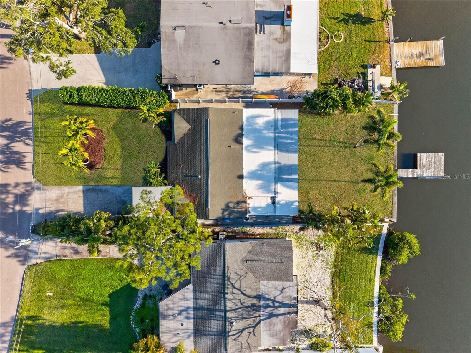 Image 34 of 38 For 4790 Venetian Boulevard Ne